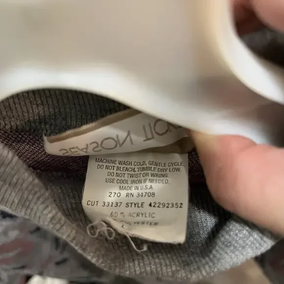 Vintage Mock turtleneck Floral Paisley Sweatshirt - Picture 6 of 6